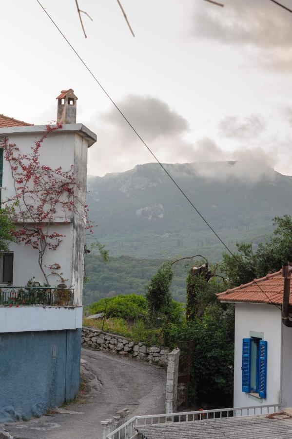 Casa Callisto Liapades Exterior photo